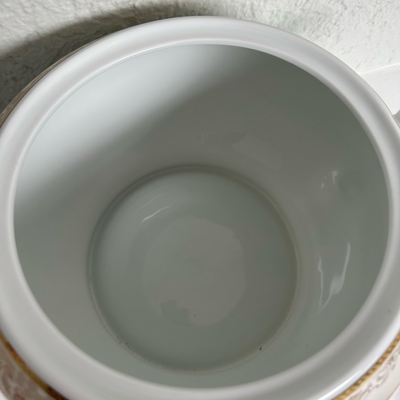 NEW LORREN HOME Trends La Luna 24k Gold Tone Bone China Soup Tureen - Picture 3 of 6